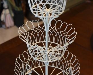 white wire three-tier baskets