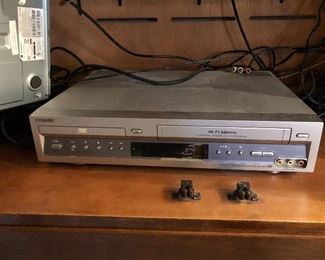 Sony DVD/video cassette recorder