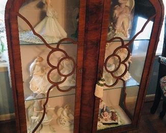 1930's small china cabinet filled with porcelain figures