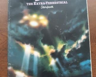 1982 E.T.  The Extra-Terrestrial storybook in Good condition