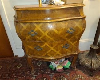 Cabinet/Mini Dresser