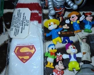 VINTAGE 1977 NEW OLD STOCK SUPERMAN SOCKS FROM SEARS