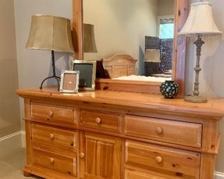 Broyhill double dresser with mirror
