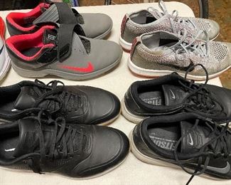 Men’s Nike golf shoes/cleats 