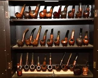 Extensive pipe collection