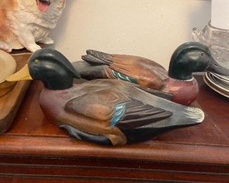 Wooden wood carved ducks 