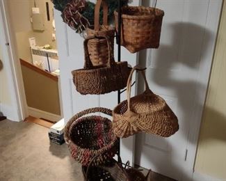 Basket tree