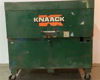 Located in: Chattanooga, TN
MFG Knaack
Rolling Tool Chest
Size (WDH) 60-1/2"W x 30-1/2"D x 56-1/2"H
*Contents Included*
**Sold as is Where is**