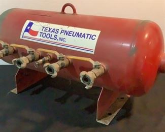 6 Image(s)
Located in: Chattanooga, TN
MFG Texas Pneumatic
Ser# 334750
Spider Tank
Size (WDH) 38"L x 11"Dia.
**Sold as is Where is**

SKU: L-4-C
Unable To Test
