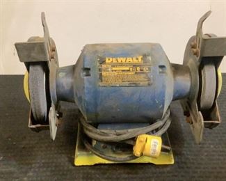 Located in: Chattanooga, TN
MFG DeWalt
Model DW756
Ser# 0013-YL0990
Power (V-A-W-P) 120V - 60Hz - 4A
6" Bench Grinder
3450 RPM
**Sold As Is Where Is**

SKU: J-5-A
Tested Works