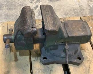 Located in: Chattanooga, TN
5" Vise
**Sold As Is Where Is**

SKU: I-1-A