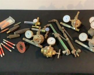 Located in: Chattanooga, TN
Assorted Welding Supplies
Lot Includes:
Assorted Gauges
(2) Cutting Torches
Torch Nozzles
**Sold as is Where is**

SKU: R-7-A