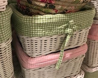 Linen baskets