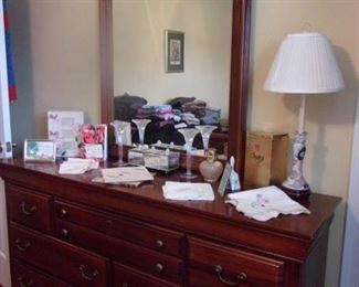 Matching Dresser w/Mirror