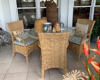 Beautiful rattan dining set. Bee baskets and such