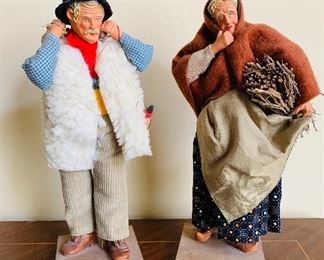 An Exceptional Pair of French Santon Dolls
