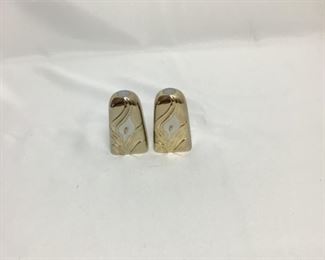 Vintage WM Rogers BoHo style salt and pepper shakers