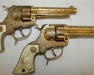 GOLDEN TEXAN CAP GUNS