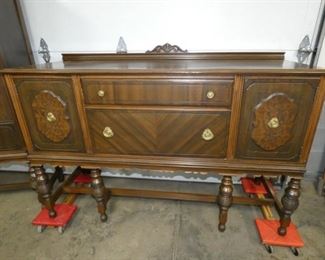 VIEW 3 W/DECO SIDEBOARD 