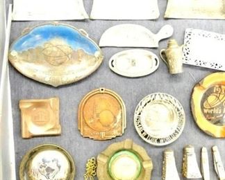 COLLECTION OF 1930'S WORLDS FAIR ITEMS