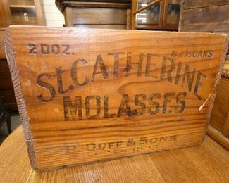 14X22 SLCATHERINE MOLASSES WOODEN BOX 