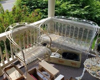 Metal love seat and chair