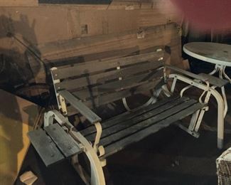 VINTAGE PORCH GLIDER