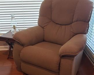 Recliner neutral color