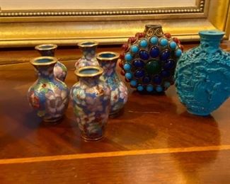 small vases and snuff bottles
