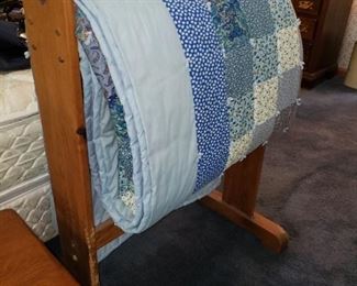BLANKET STAND AND QUILTS