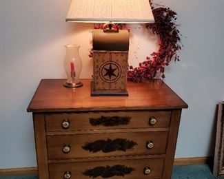 NICE STENCILED CHEST OF DRAWERS