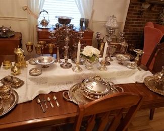 BEAUTIFUL SILVERPLATE ITEMS