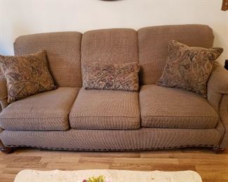 BASSETT COUCH