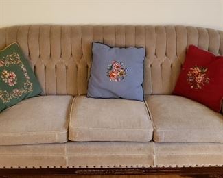 Beautiful ORNATE Victorian Couch