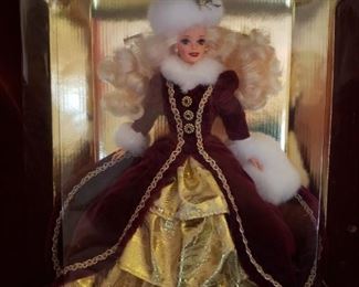 RARE MINT IN BOX HOLIDAY BARBIE SPECIAL EDITION
