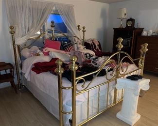 Brass queen size bed 