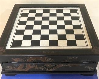 Dragon Design Chess Set 1/3