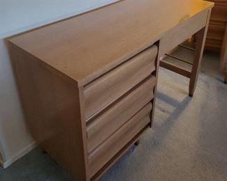 Desk. Part of 7 piece mid-century United Furniture blond bedroom set (king size).