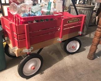 Radio Flyer Town & Country Wagon 1/2