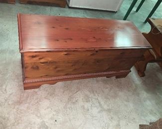Lane Cedar Chest 1/2