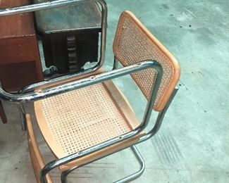 Mid Century Modern Chairs 1/2