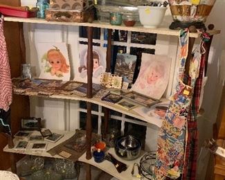 Advertisements, kitchen items and snack sets