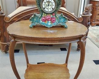 Antique table!  NOTICE THAT CLOCK!!