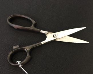 Cutco (take apart) model 77 JG  scissors