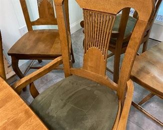 Chair to the Queen Anne table 