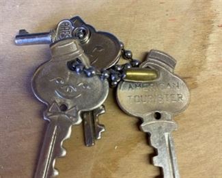 Vintage American Tourister keys