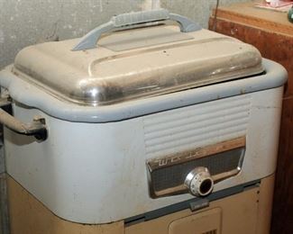 1950's Vintage Westinghouse Roaster Oven w Cabinet Stand
