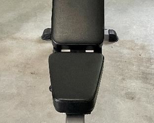 Item 196:  Para Body Weight Bench:  $75