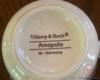 Villeroy & Boch China Set - Amapola Pattern