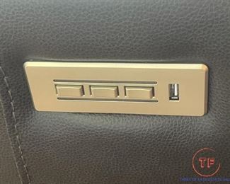 FLEXSTEEL Leather Powered Oversized Recliner